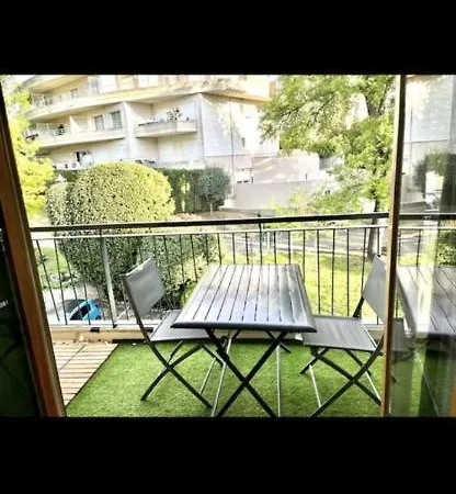 Studio 32m2 Avec Terrasse+parking